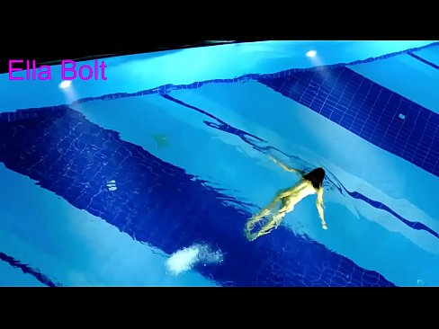 ❤️ എനിക്ക് കാണുന്നത് നിർത്താൻ കഴിയില്ല, ELLA BOLT റിസോർട്ട് പൂളിൽ നഗ്നയായി നീന്തുന്ന യുവ സുന്ദരിയെ പിടികൂടി ❤❌ ലൈംഗികത ml.myteporn.ru ﹏